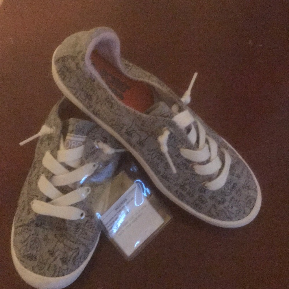 Sneakers